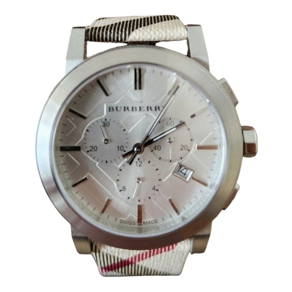 Burberry Chronograph 42mm watch BU9357. Sapphire crystal case. New in box - Picture 1 of 15
